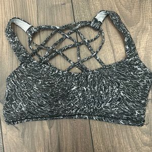 This is a Lululemon to be free bra size 6. This is a RARE color